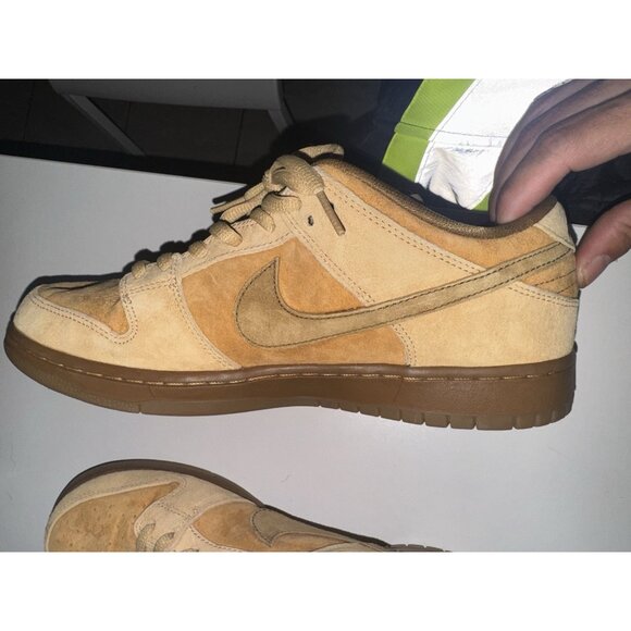 Nike Low Dunk Pro SB Reverse Reese Forbes Wheat Sneakers 2017. Size 10M, W/ CoA. - Picture 8 of 16
